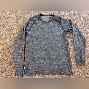 Men's Lululemon Shirt Flaw